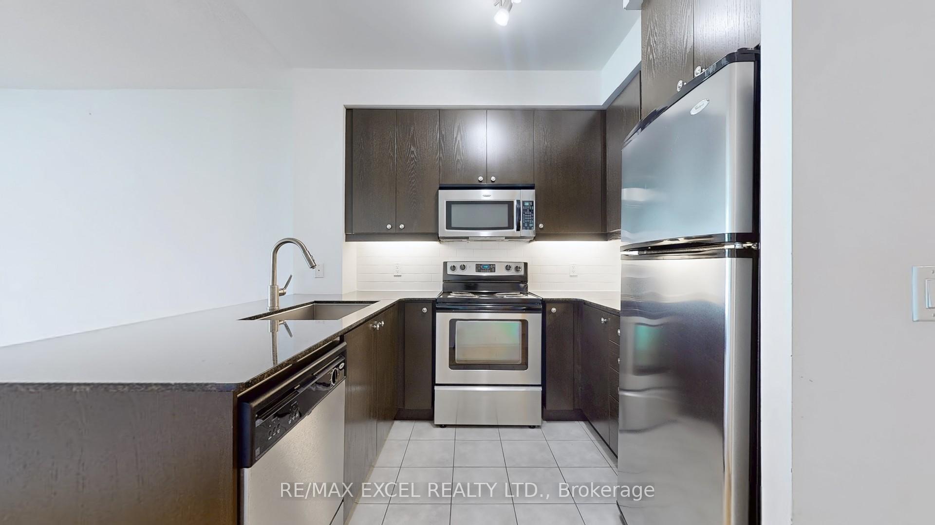 2 Bedrooms Condo at 1 Scott, Toronto For sale