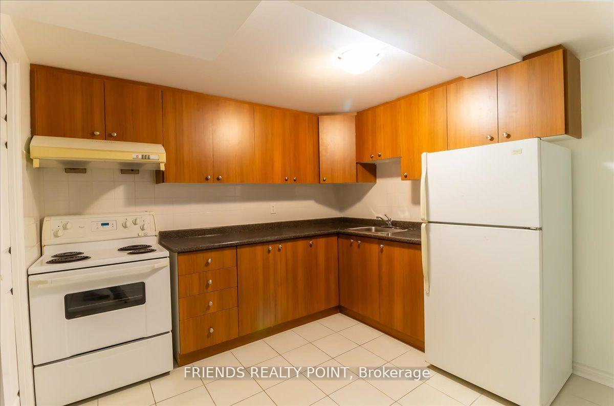 4 Bedrooms Condo at 1075 Ellesmere, Toronto For sale