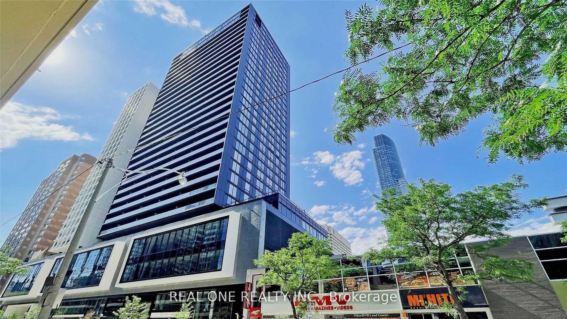 3 Bedrooms Condo at 20 Edward, Toronto For sale