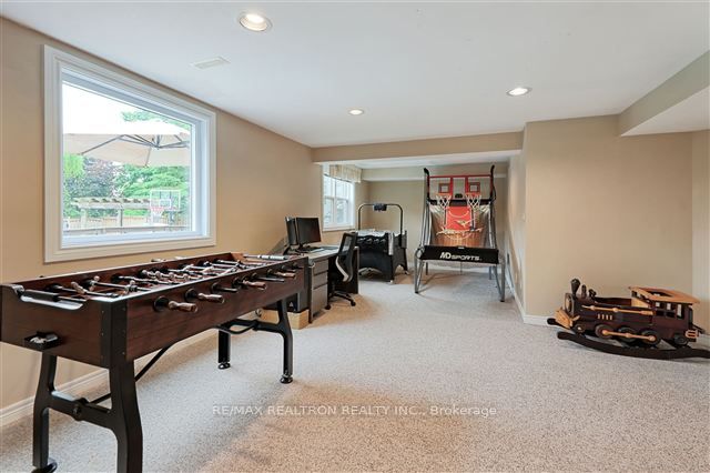 852 Norwick Road