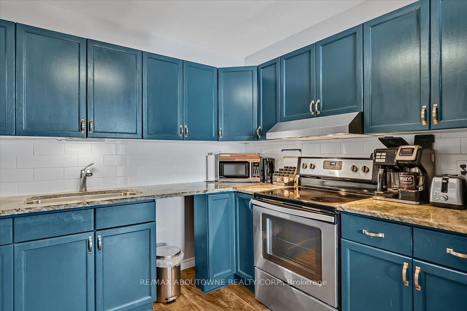 2394 Mountland