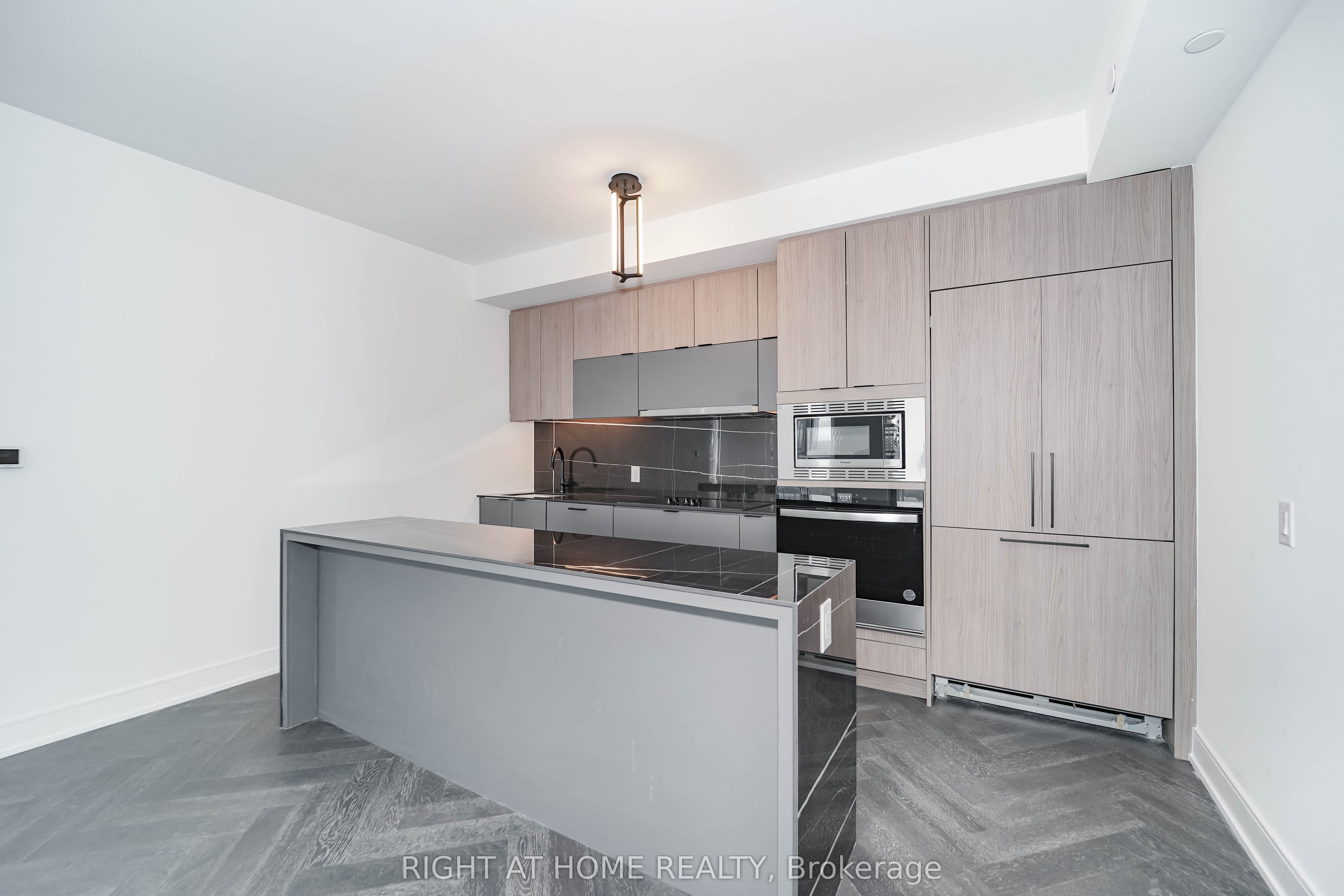8888 Yonge Street, #1101