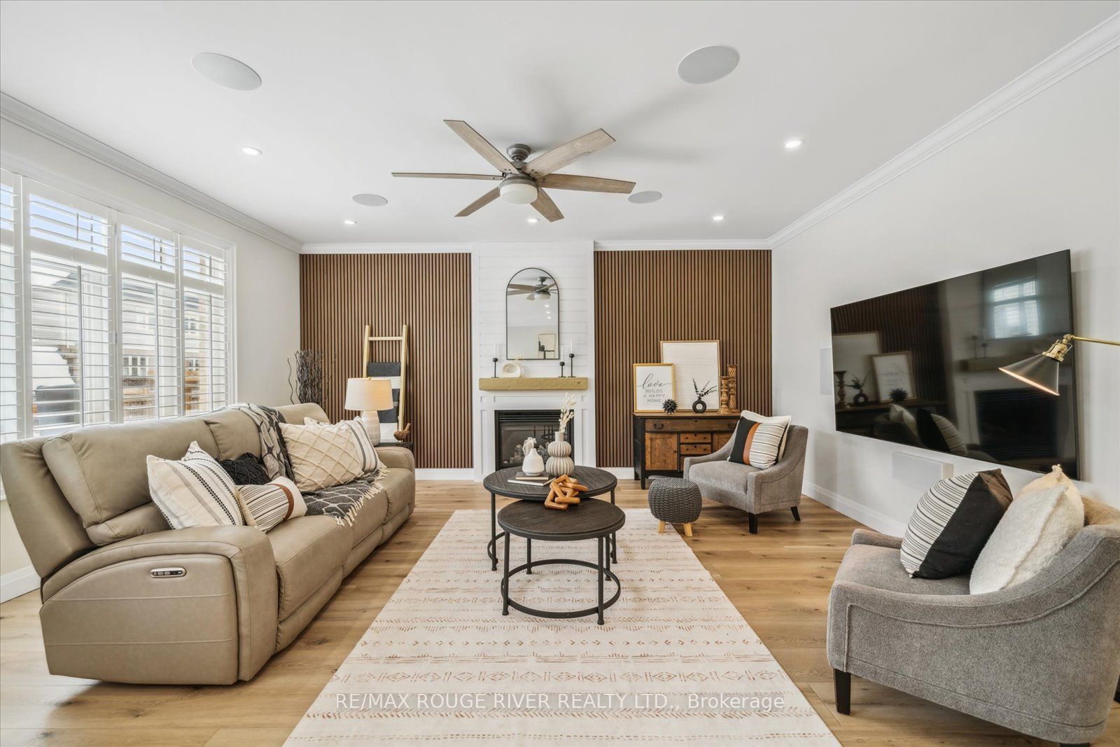 448 West Scugog Lane