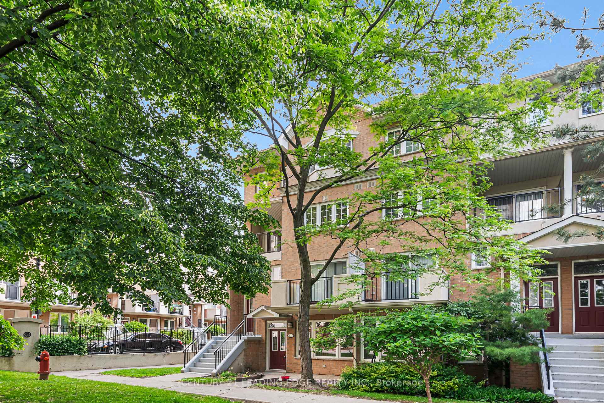 2 Bedrooms Condo at 101 Grandview, Toronto For sale