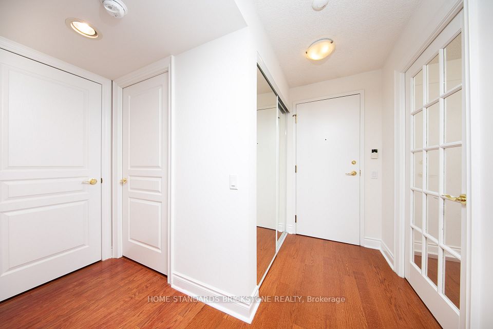 #713 - 10 Northtown Way, Toronto, ON M2N 7L4