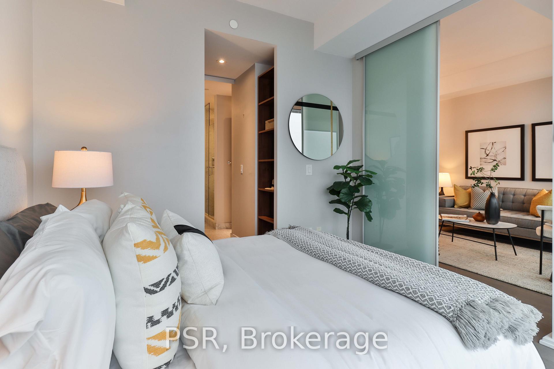 2 Bedrooms Condo at 488 University Ave, Toronto For sale