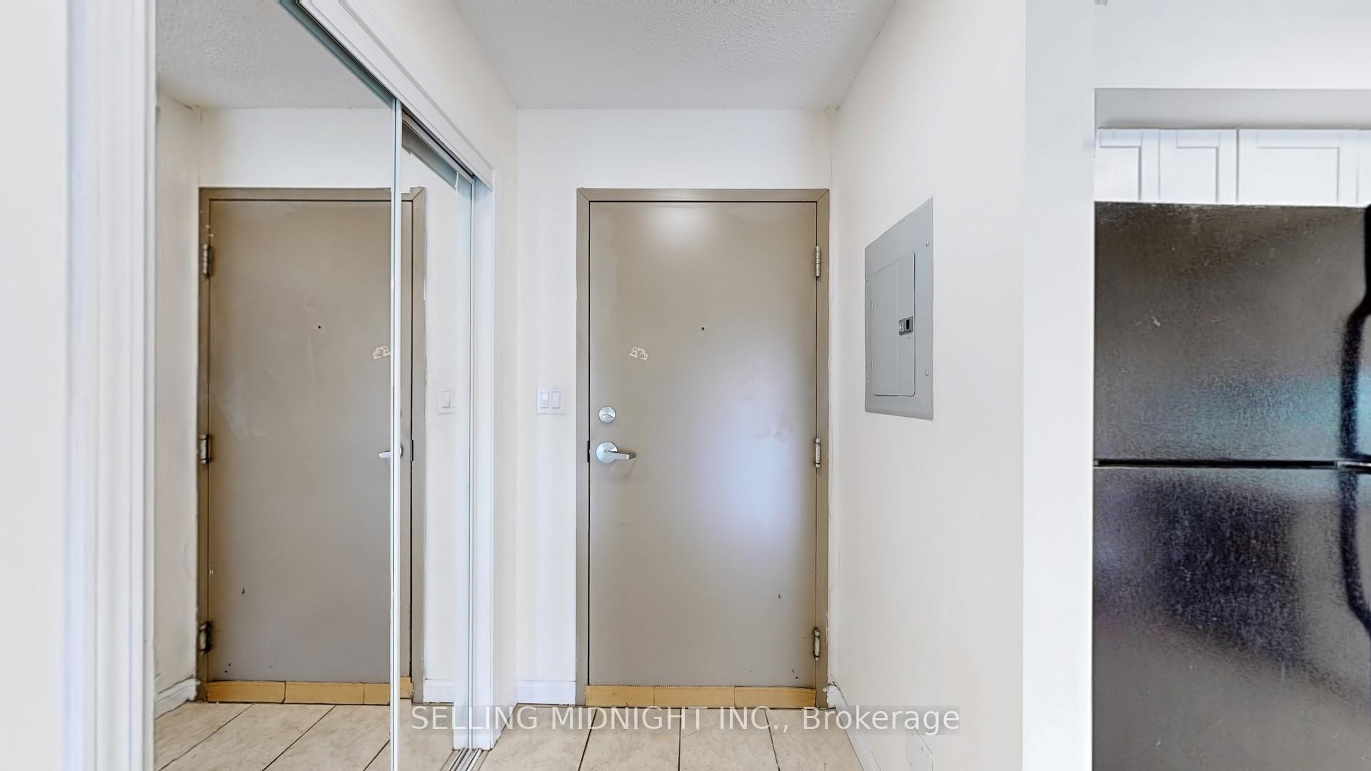 2 Bedrooms Condo at 5225 Finch, Toronto For sale
