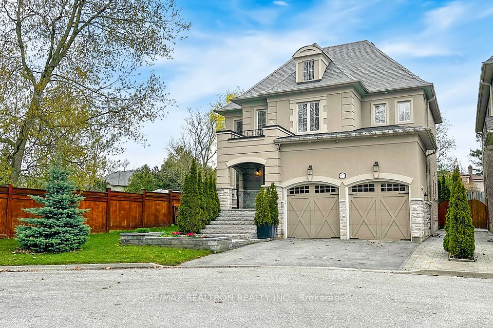 571 Maitland
