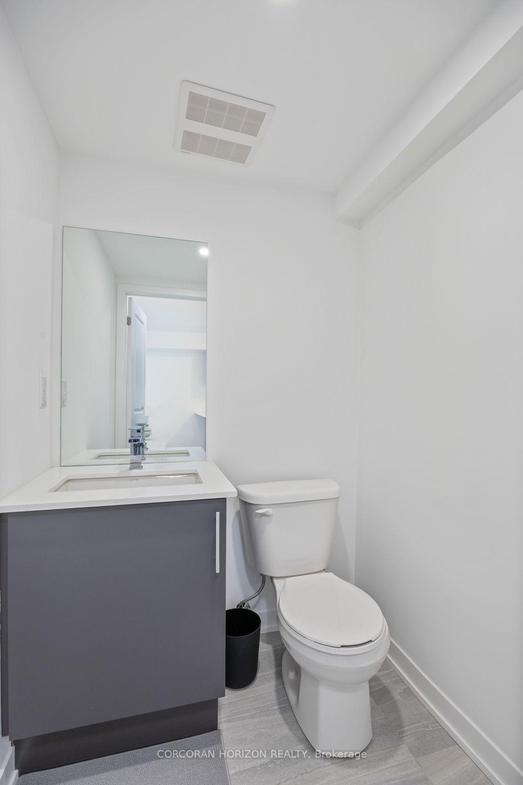2 Bedrooms Condo at 8 Marquette, Toronto For sale
