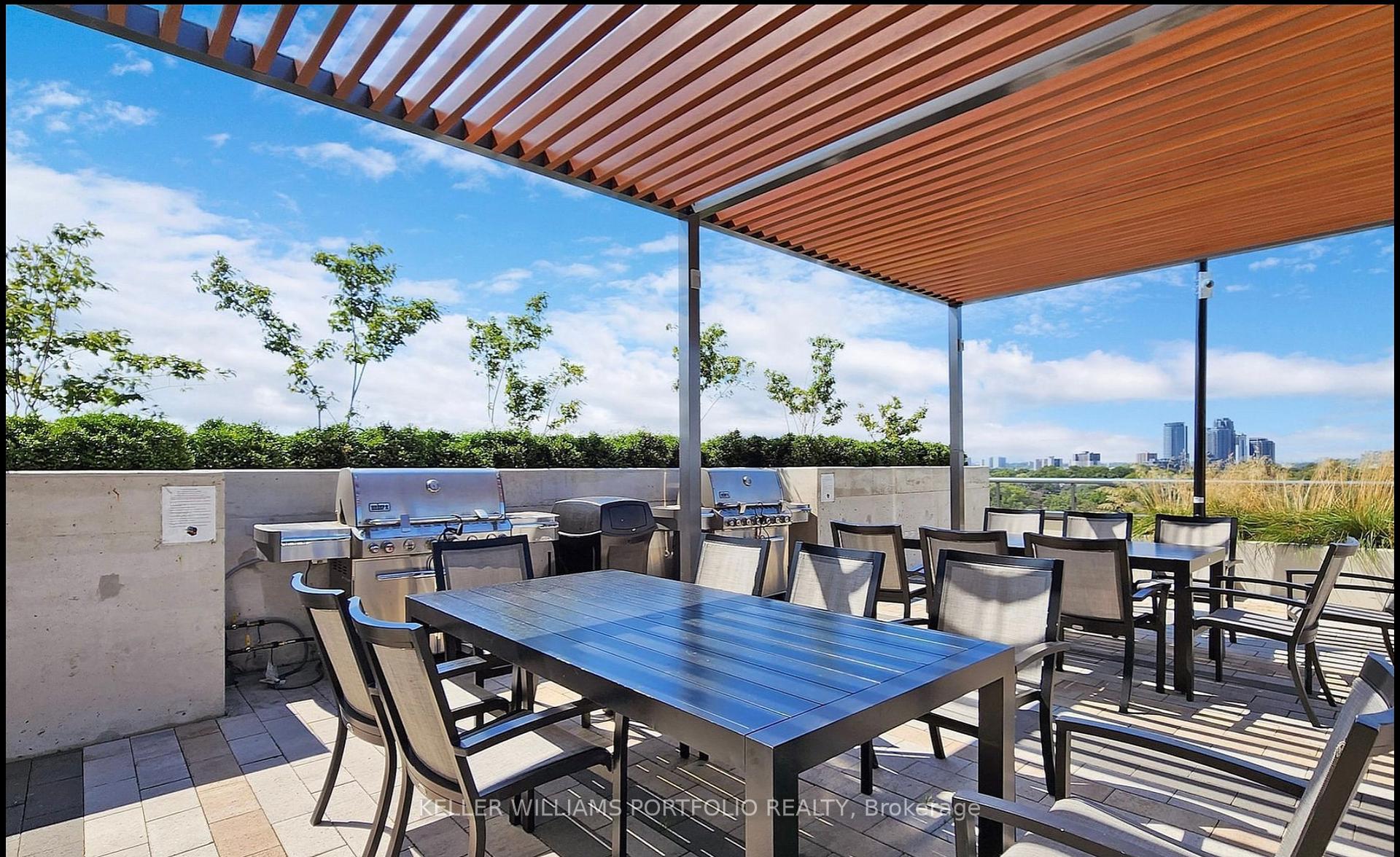 2 Bedrooms Condo at 50 Thomas Riley, Toronto For sale