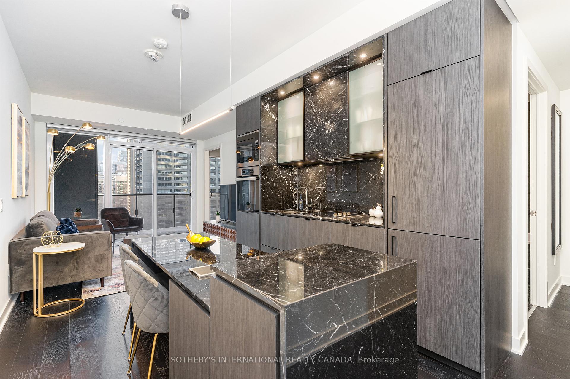 1 Bedroom Condo at 11 Yorkville, Toronto For sale