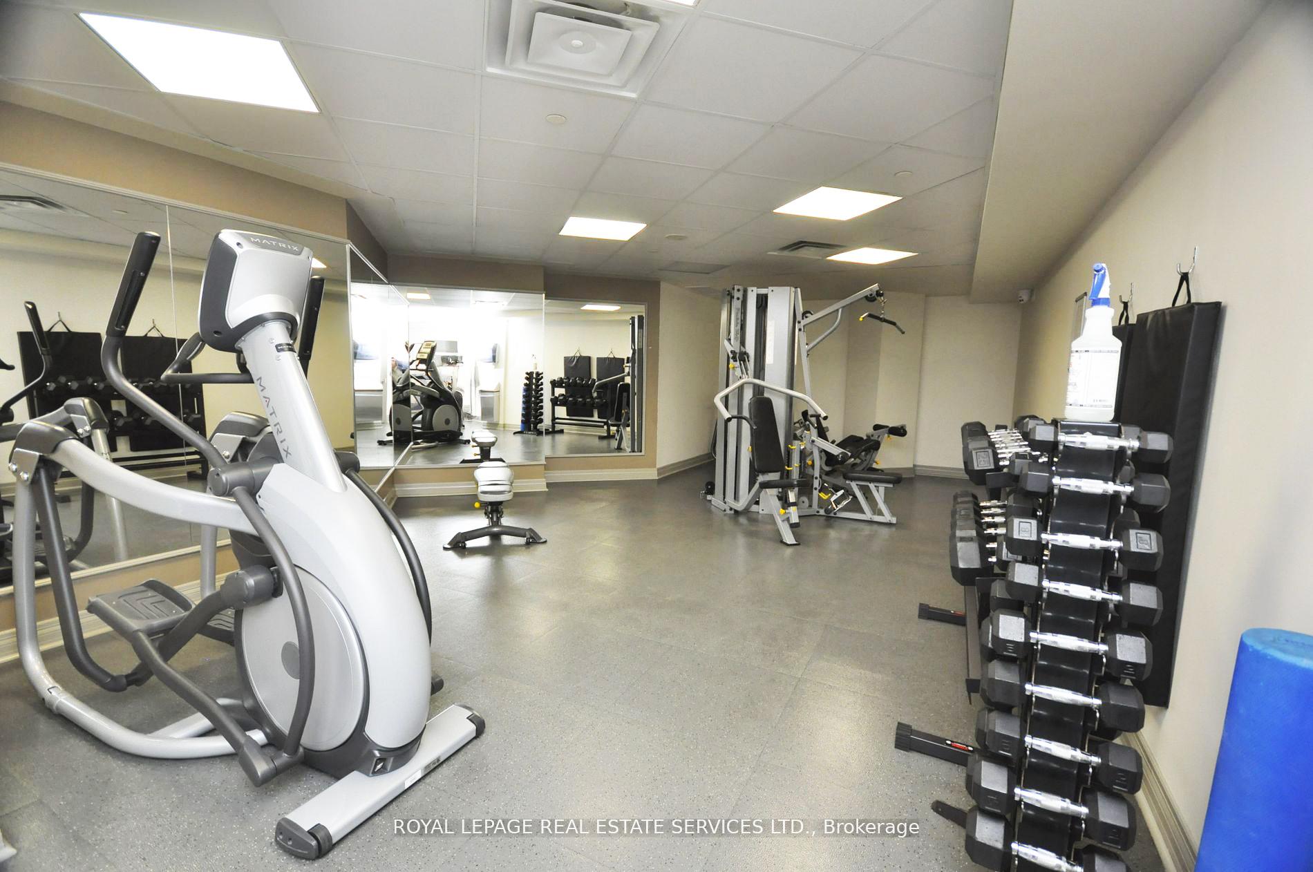 1 Bedroom Condo at 60 Heintzman,  Toronto For sale