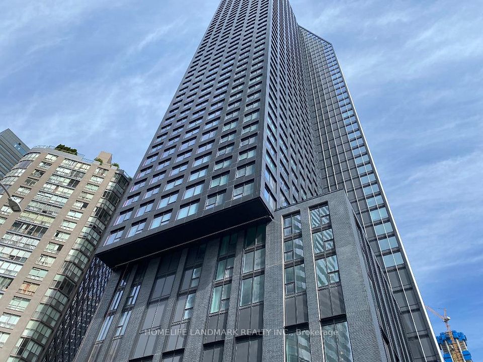 8 Wellesley