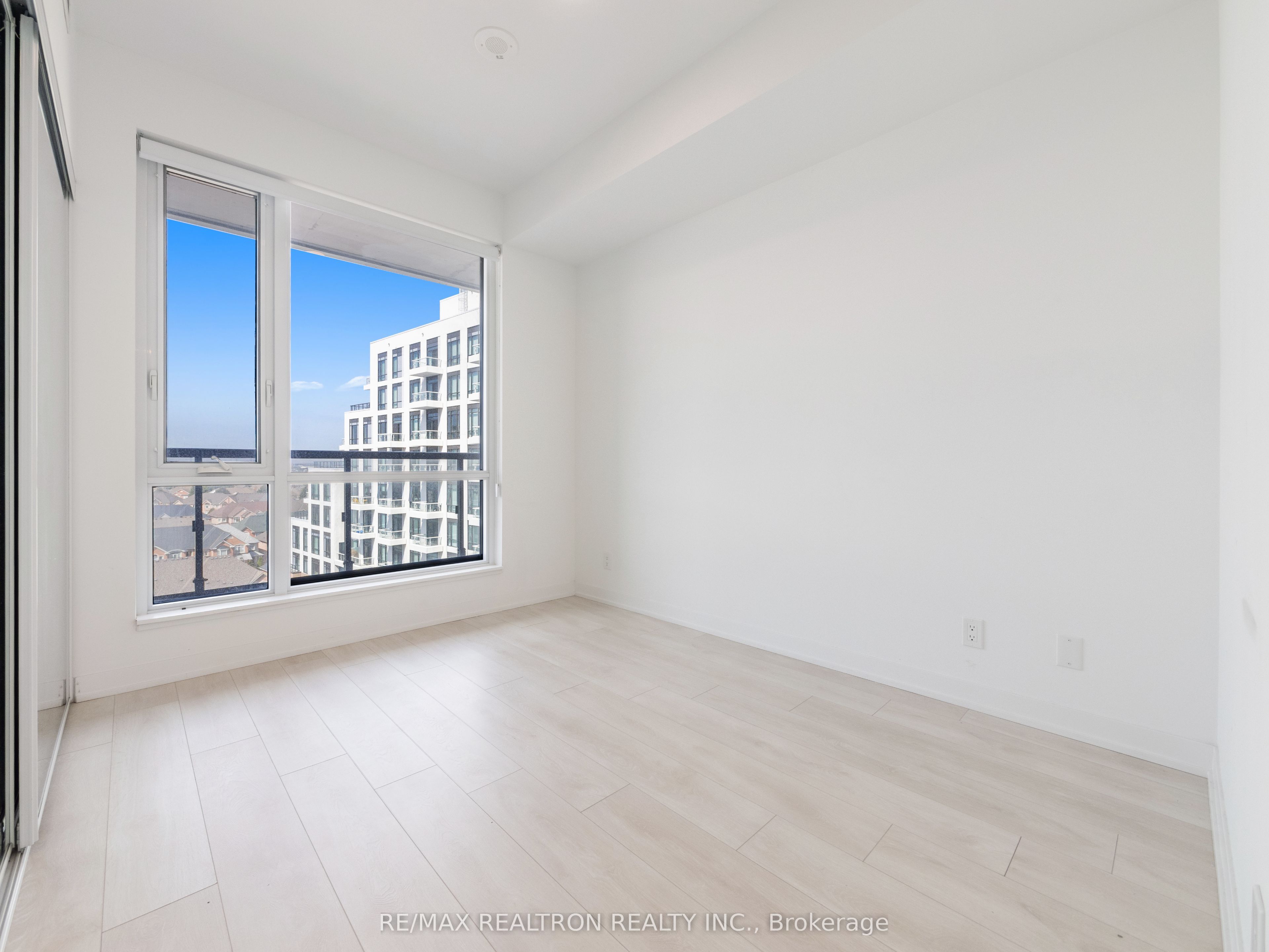 7950 Bathurst Street, #0911 Tower B
