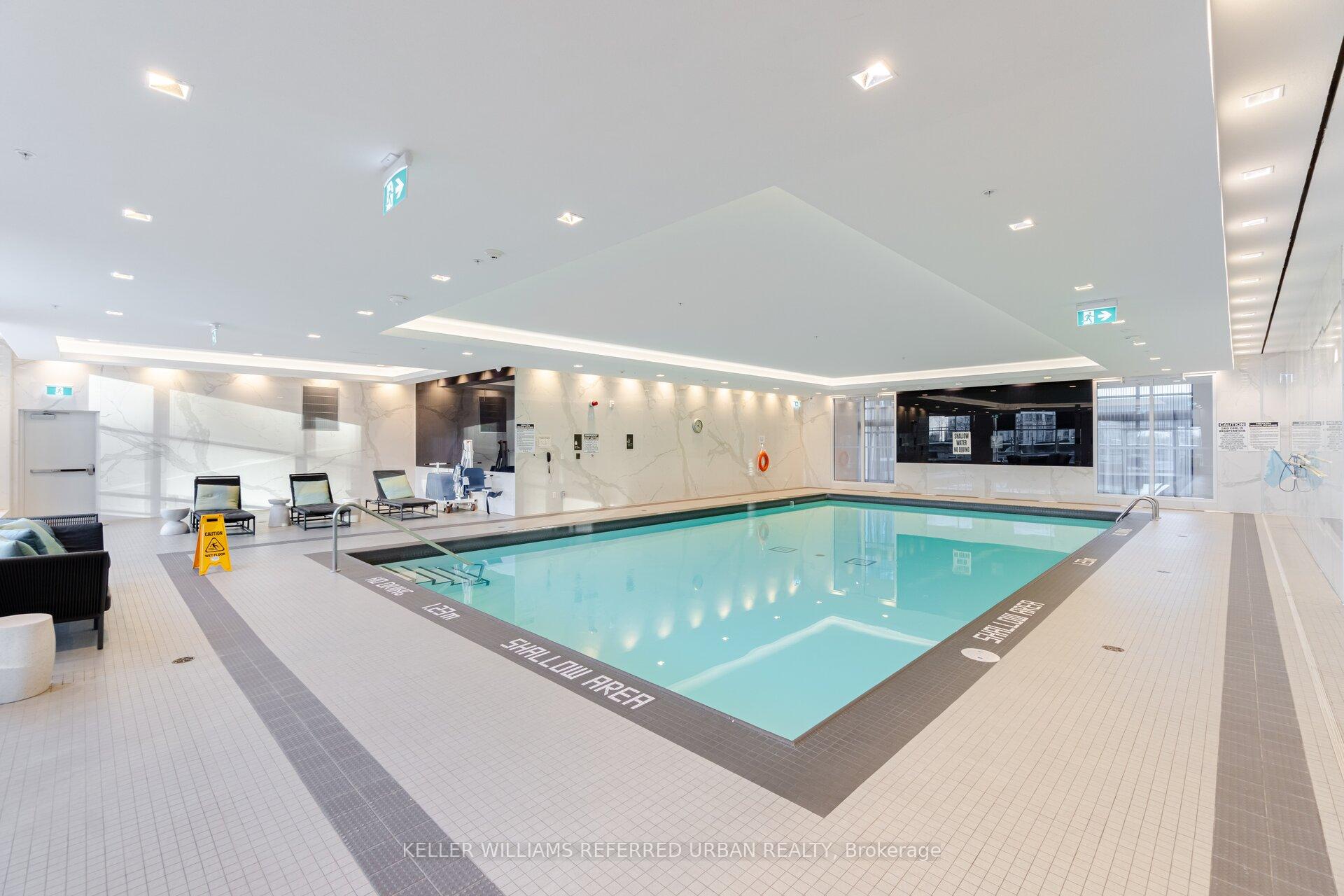 2 Bedrooms Condo at 9 Mabelle, Toronto For sale