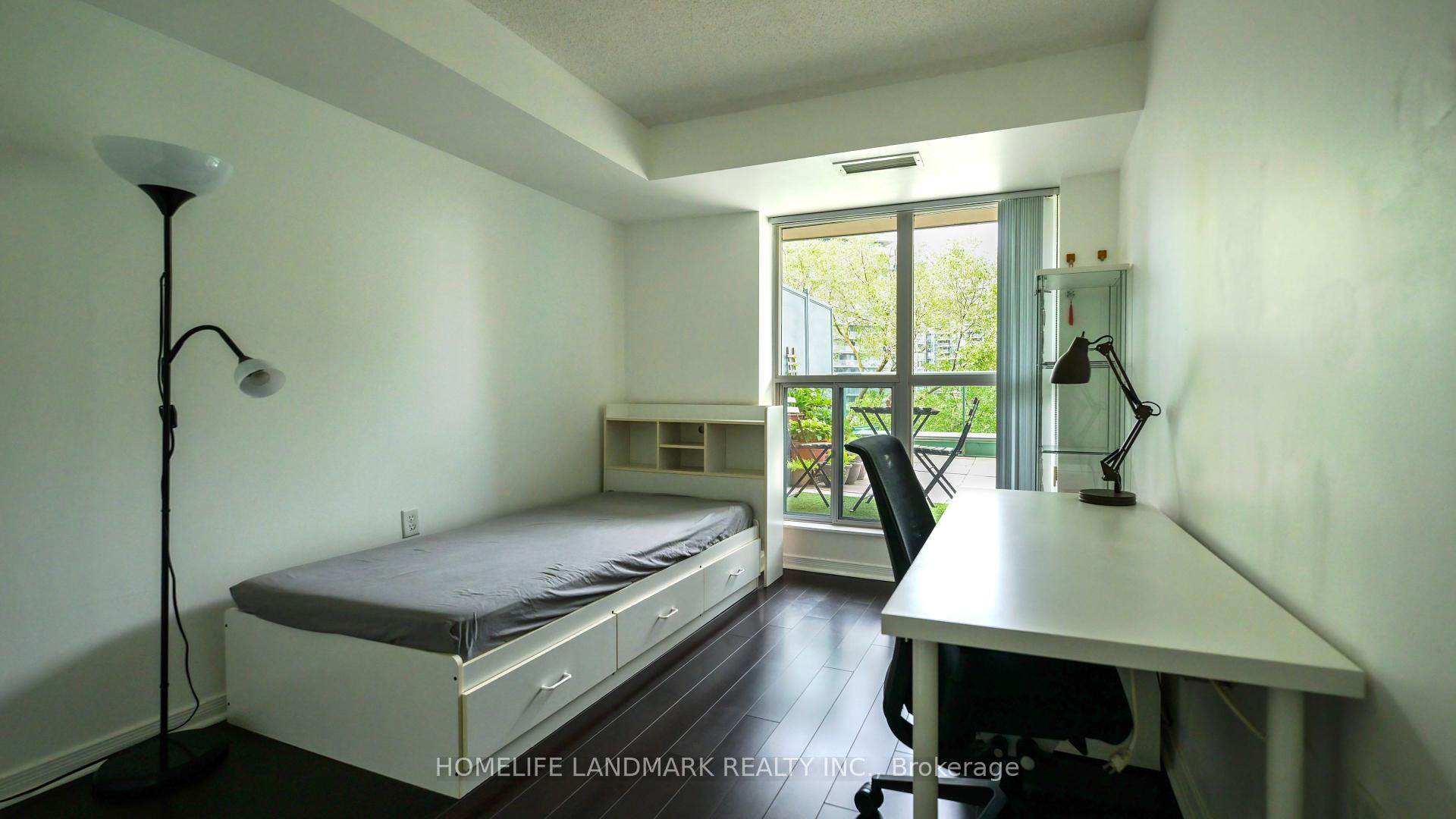 2 Bedrooms Condo at 20 Olive, Toronto For sale