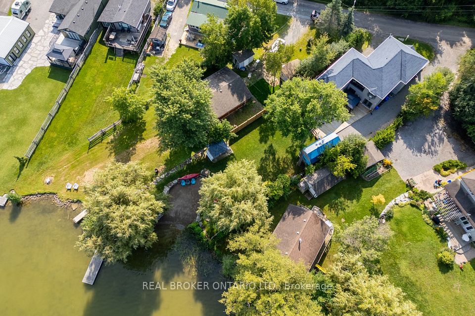 526 View Lake