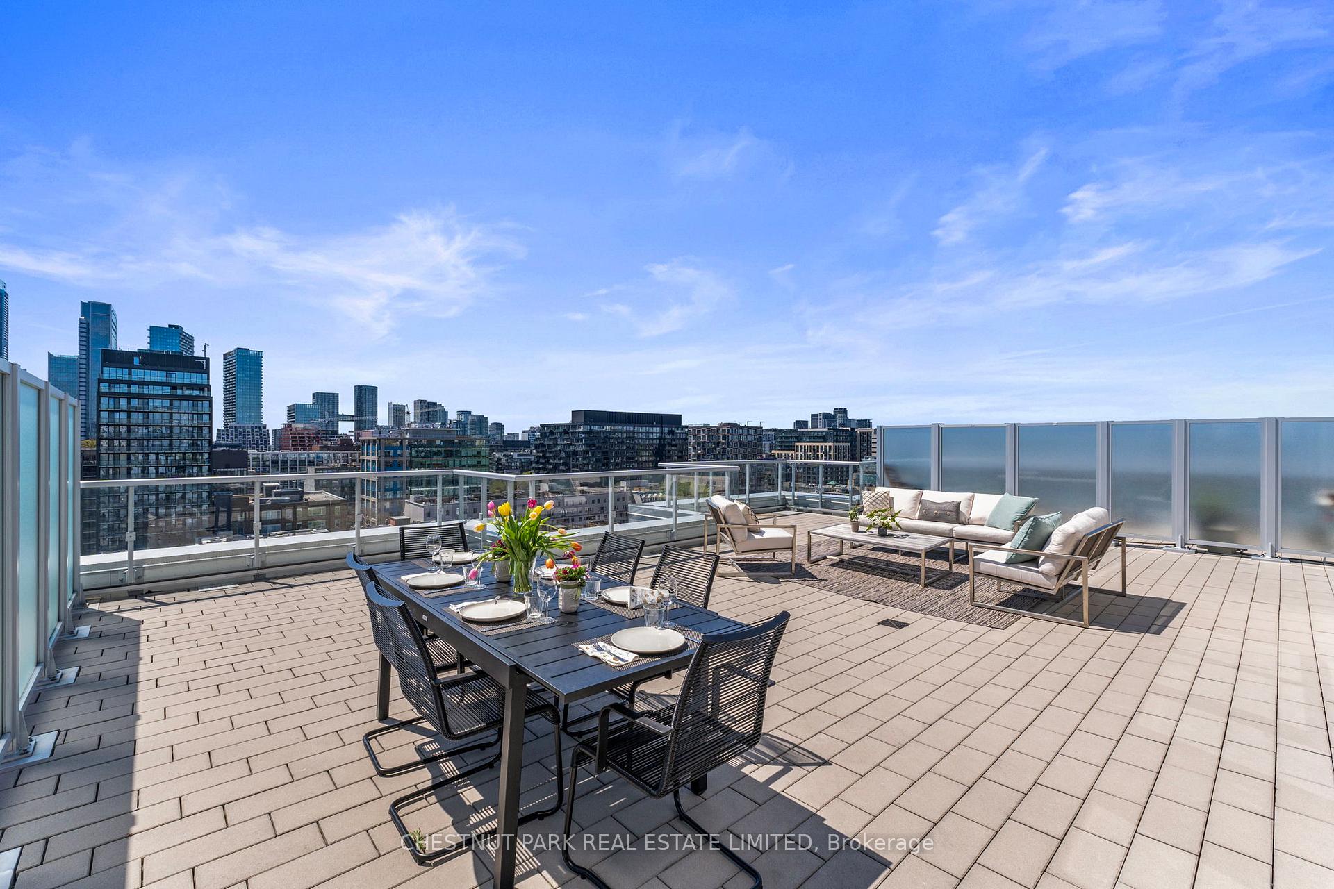 3 Bedrooms Condo at 38 Cameron, Toronto For sale