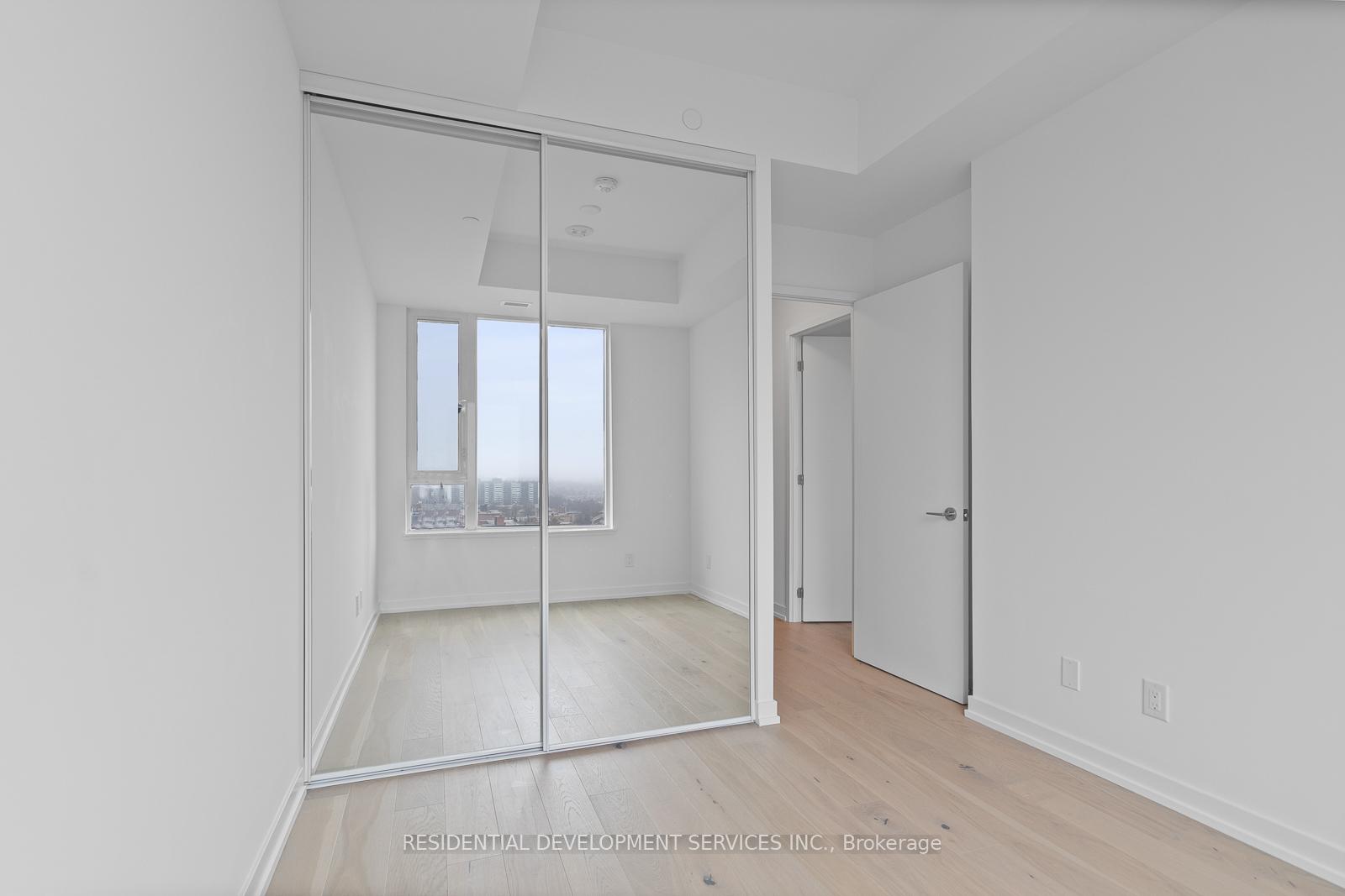 3 Bedrooms Condo at 3100 Keele,  Toronto For sale