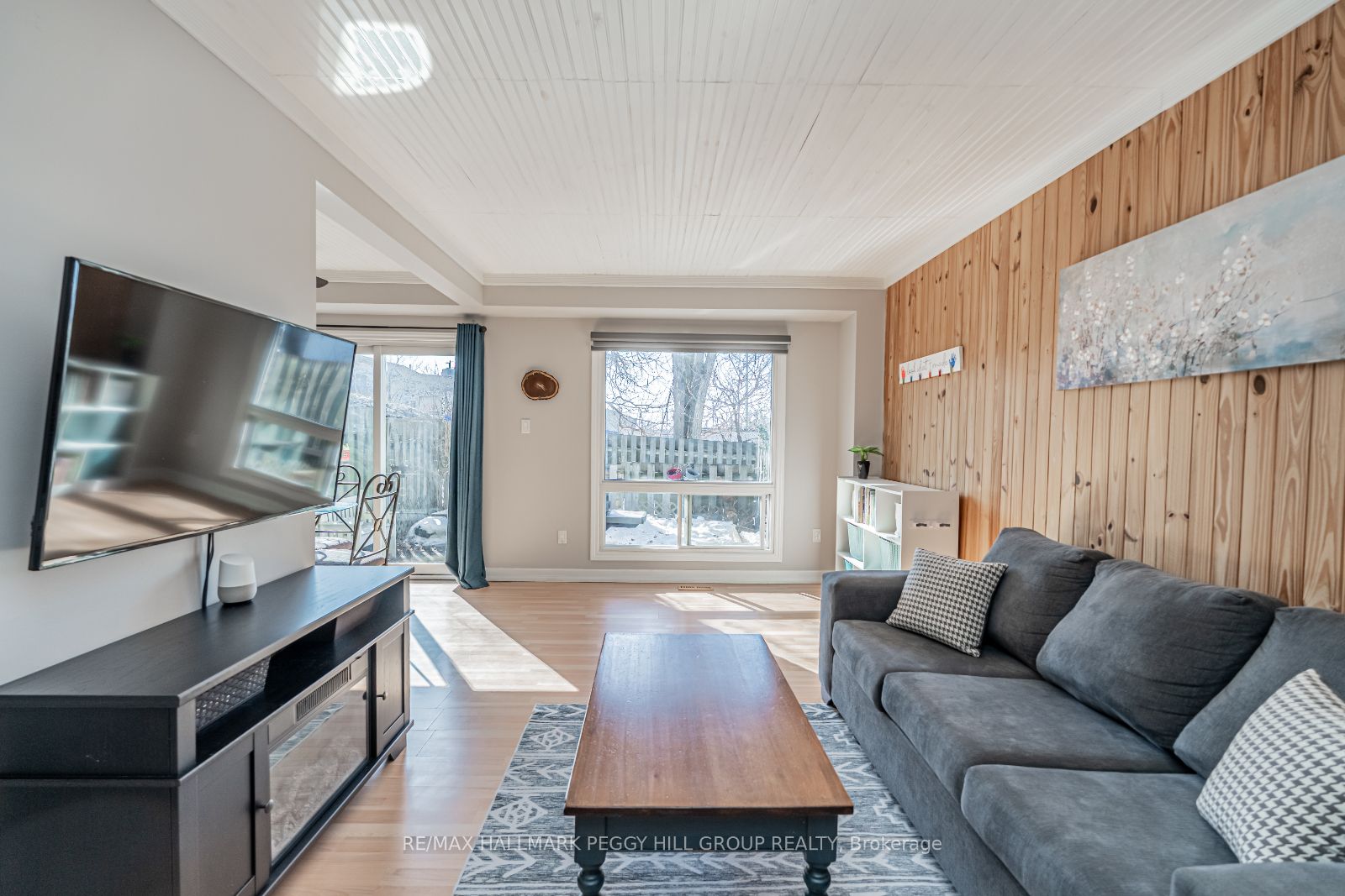 52 Adelaide Street, #15
