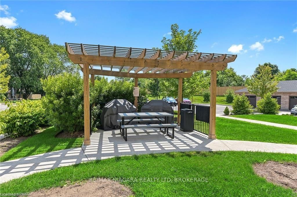 4644 PETTIT Avenue #221, Niagara Falls 212 - Morrison