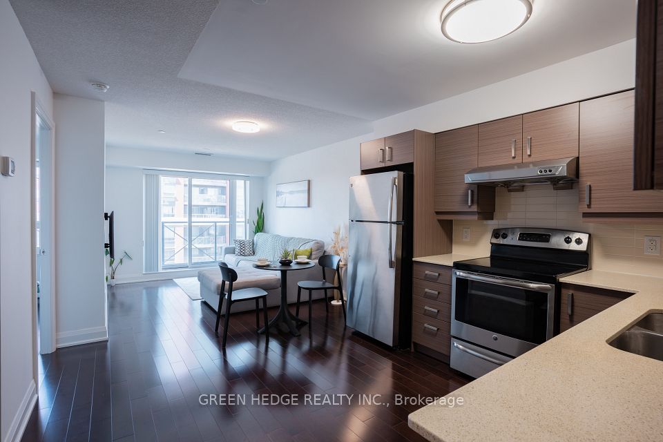 8200 Birchmount