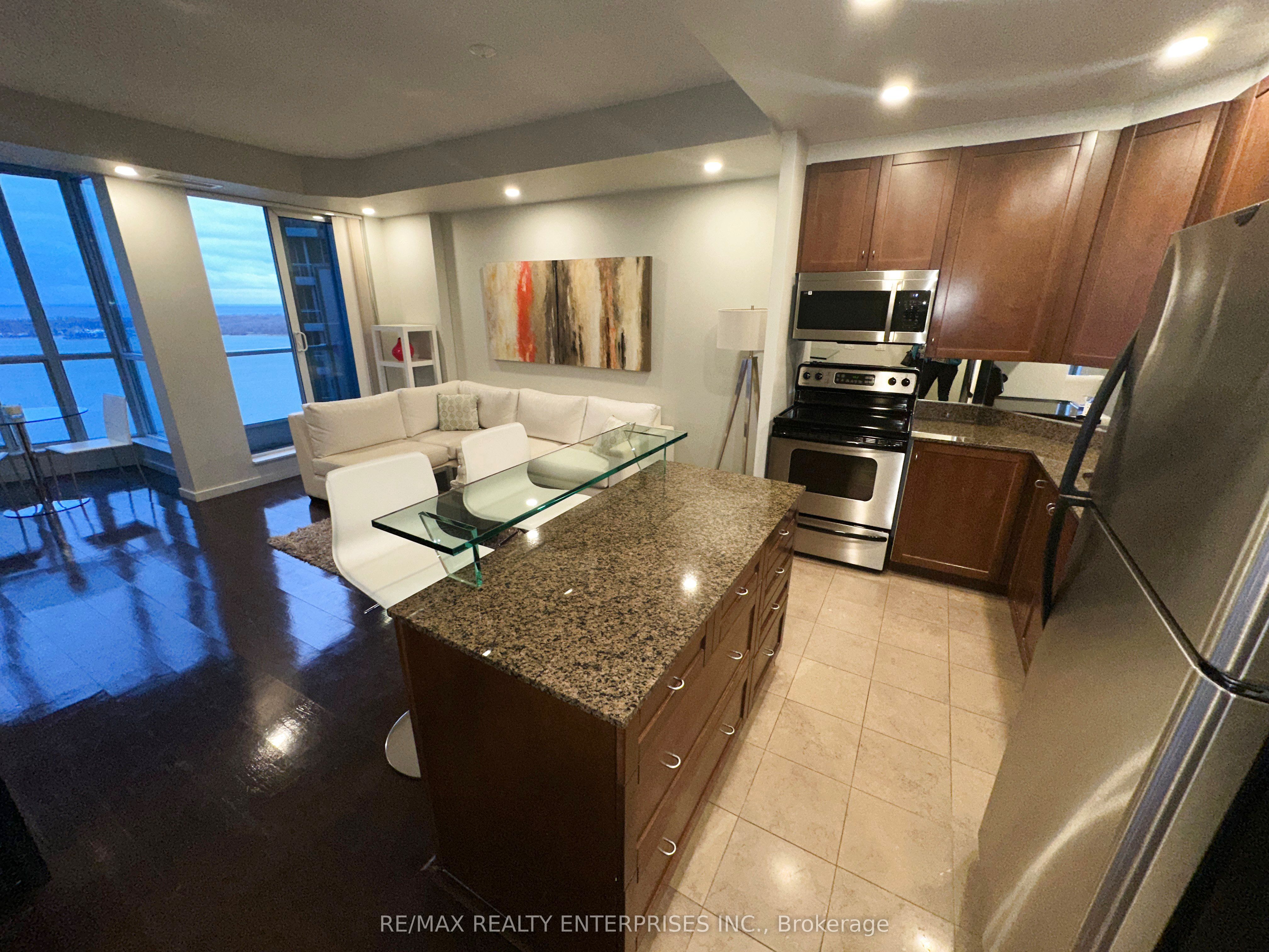 #2710 - 8 York Street, Toronto, ON M5J 2Y2