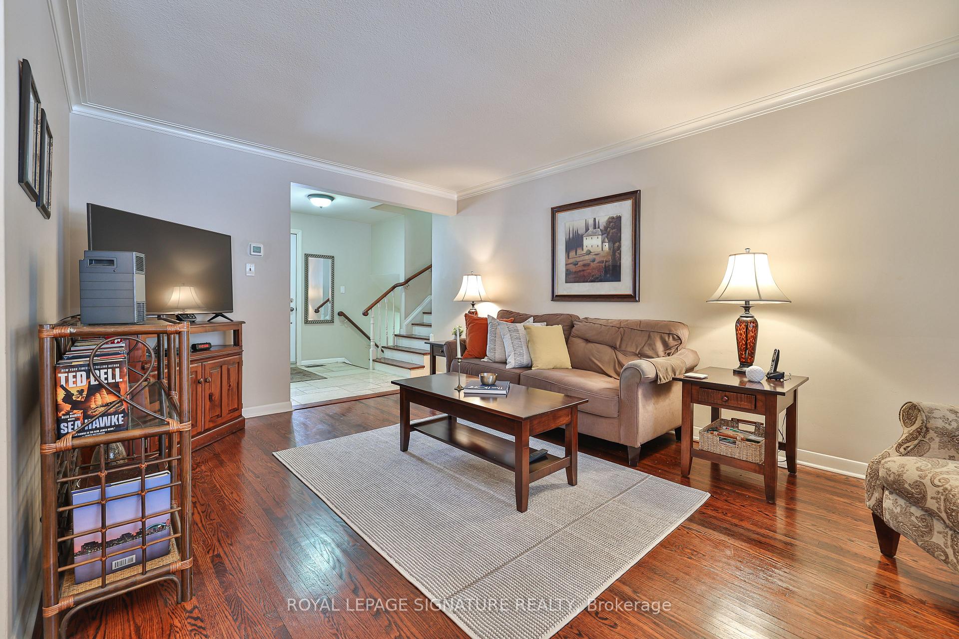 21 Griselda Crescent, Toronto, ON M1G 3P5