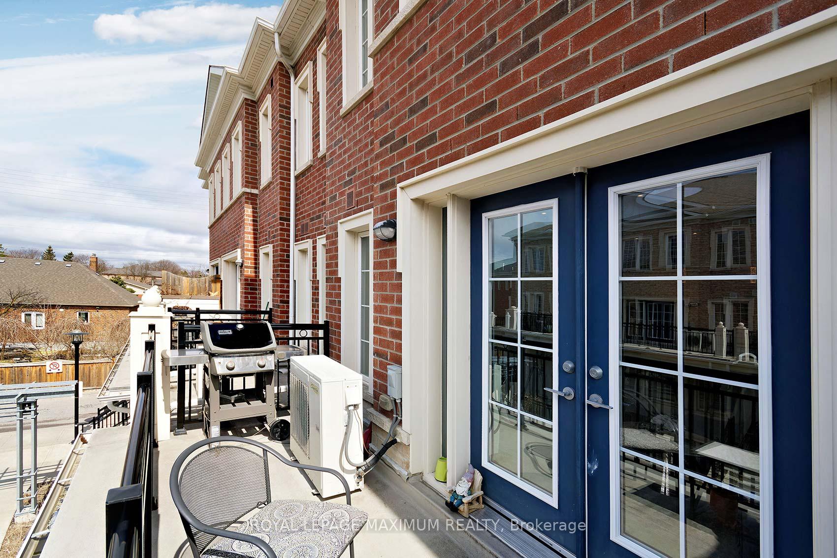 2 Bedrooms Condo at 26 Bruce,  Vaughan For sale