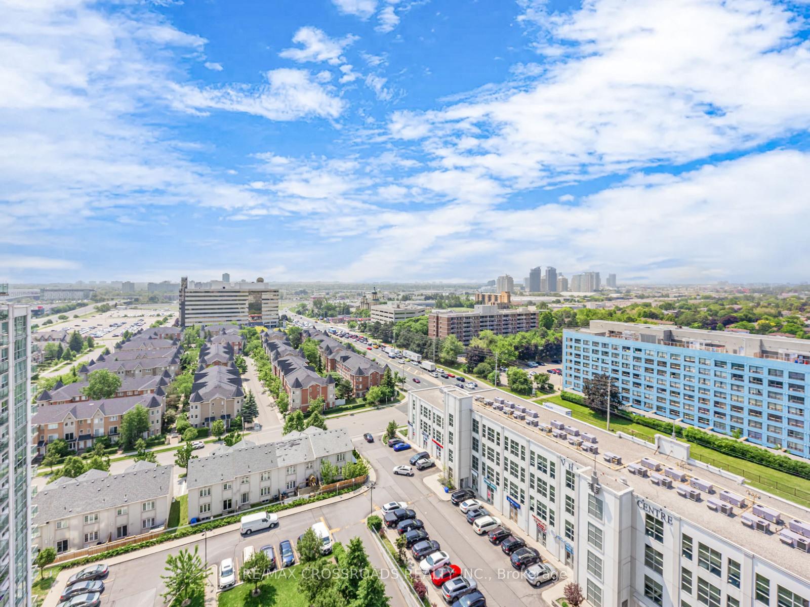 2 Bedrooms Condo at 6 Rosebank, Toronto For sale