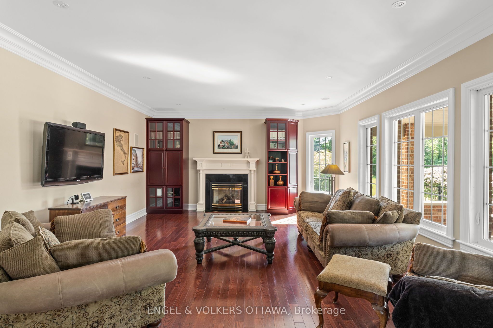 1222 CENTURY Road E