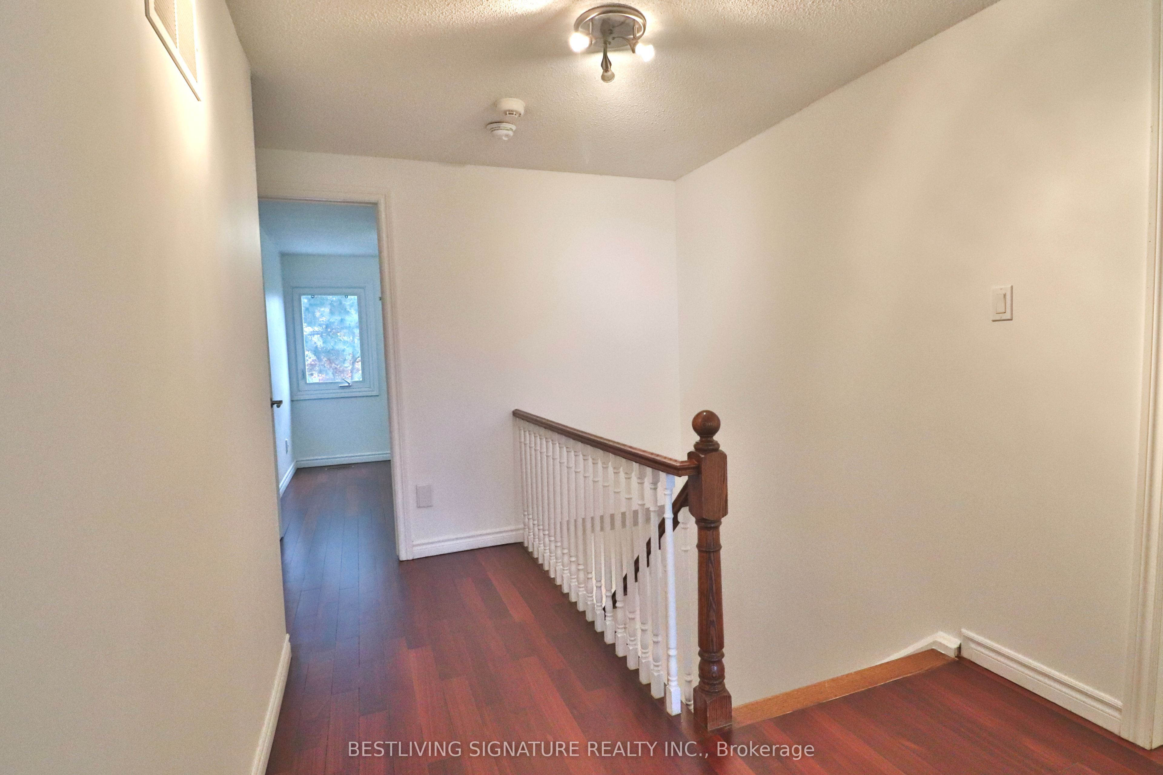 17 Eagle Point Road