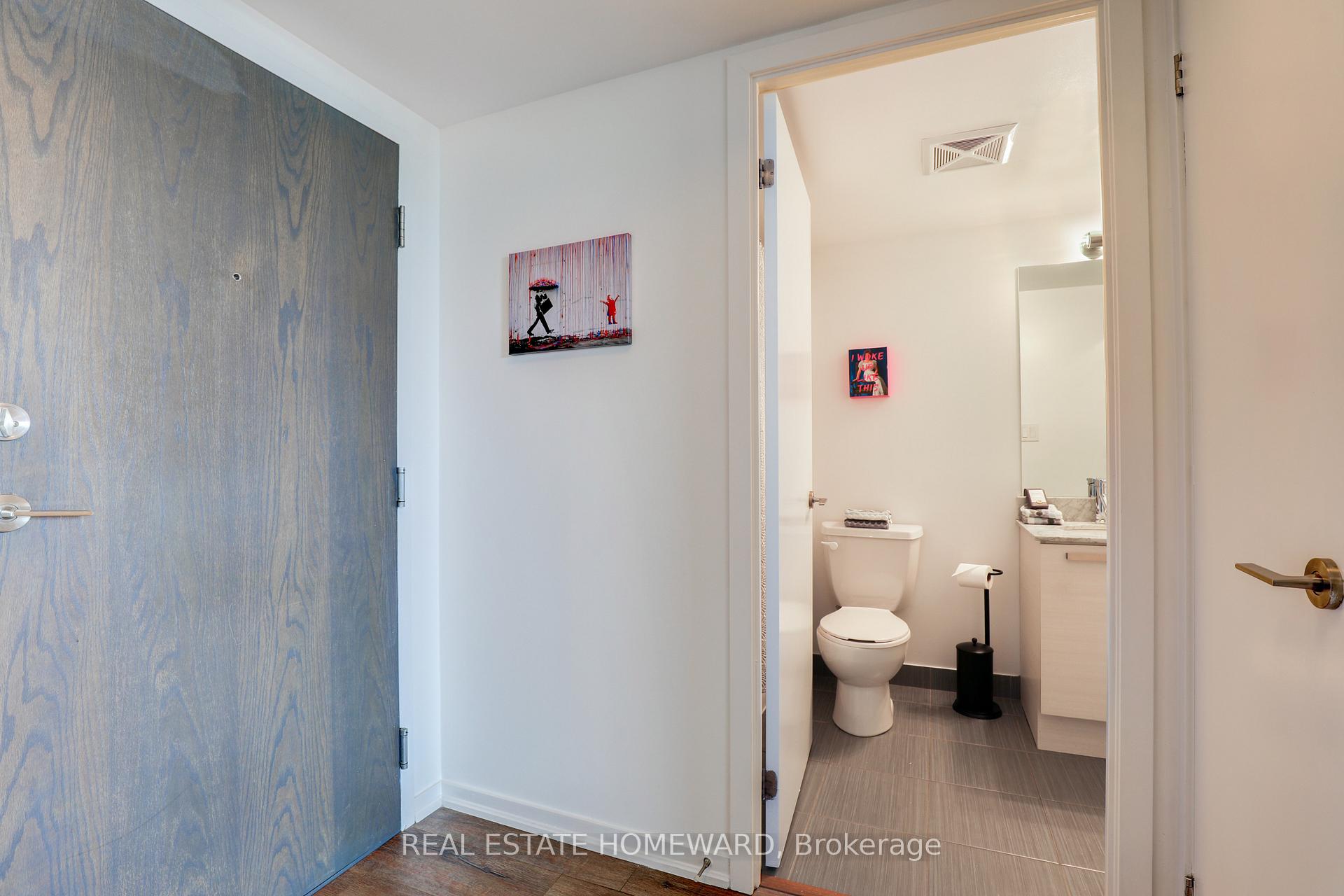 2 Bedrooms Condo at 68 Abell, Toronto For sale