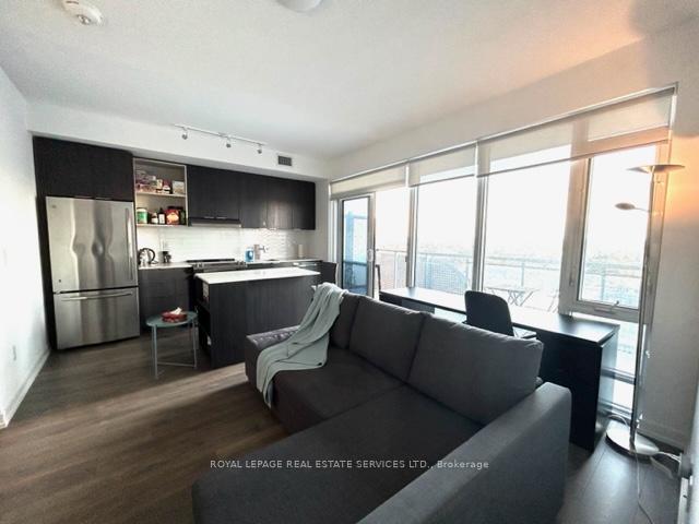 2 Bedrooms Condo at 2520 Eglinton, Mississauga For sale