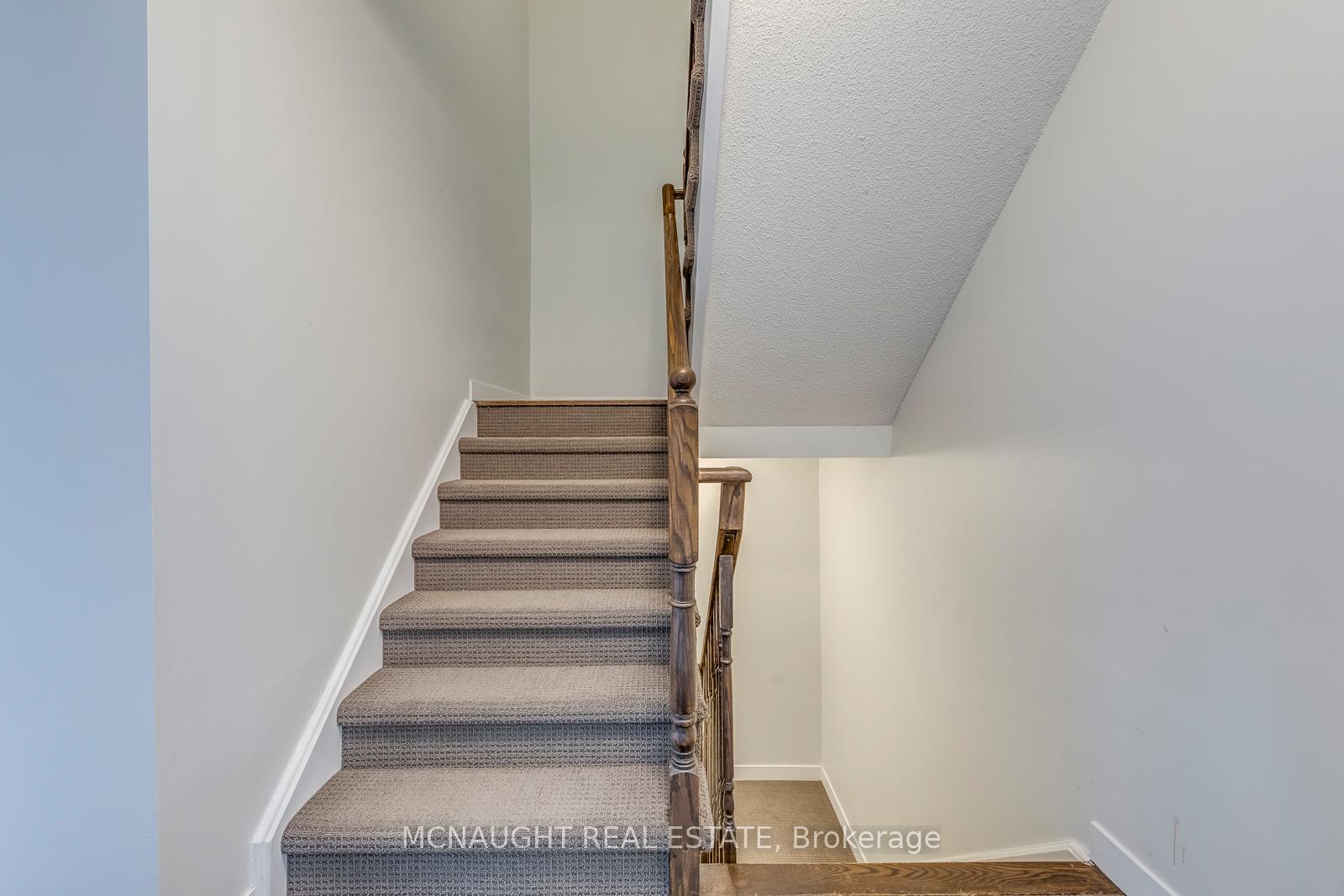 3 Bedrooms Condo at 9 Forbes, Toronto For sale