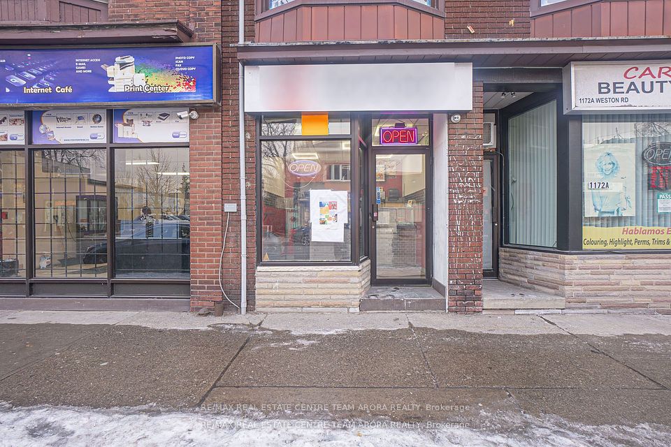 1172 Weston