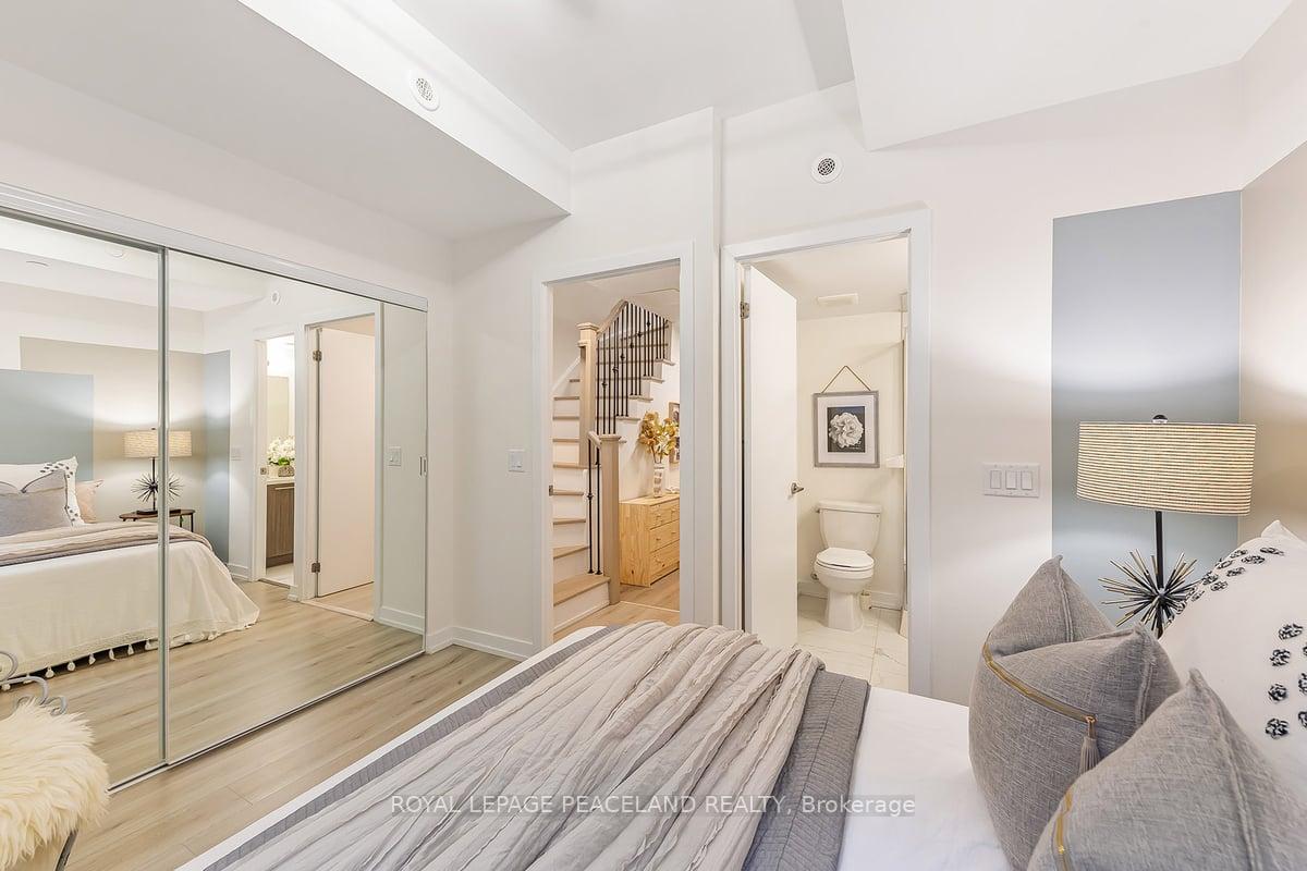 3 Bedrooms Condo at 266 Finch, Toronto For sale