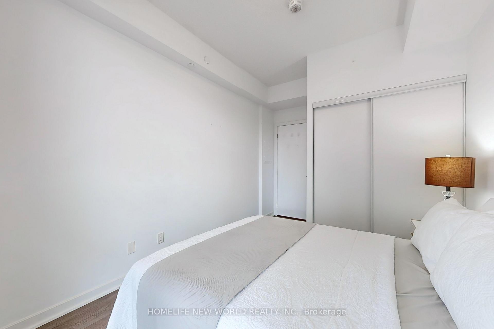 3 Bedrooms Condo at 38 Forest Manor, Toronto For sale