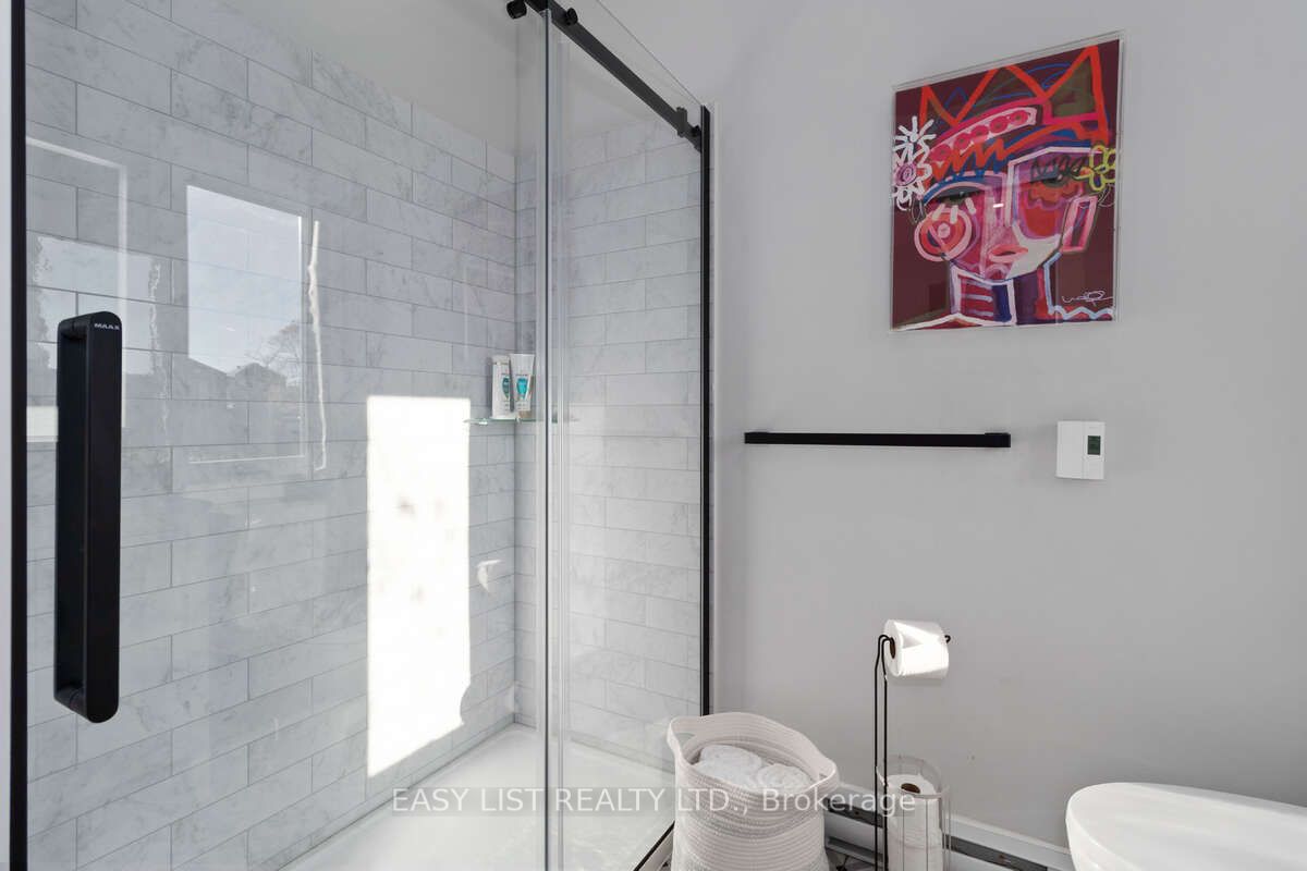 693 Mason Beach Road, #3