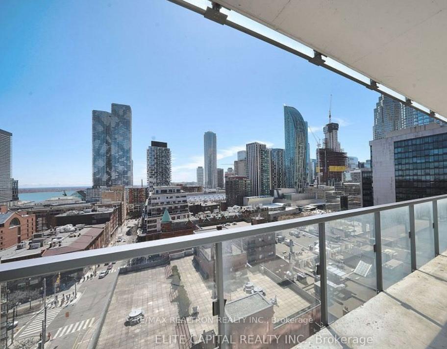 2 Bedrooms Condo at 60 Colborne, Toronto For sale