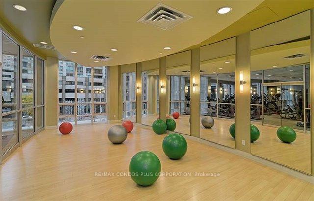 2 Bedrooms Condo at 763 Bay, Toronto For sale