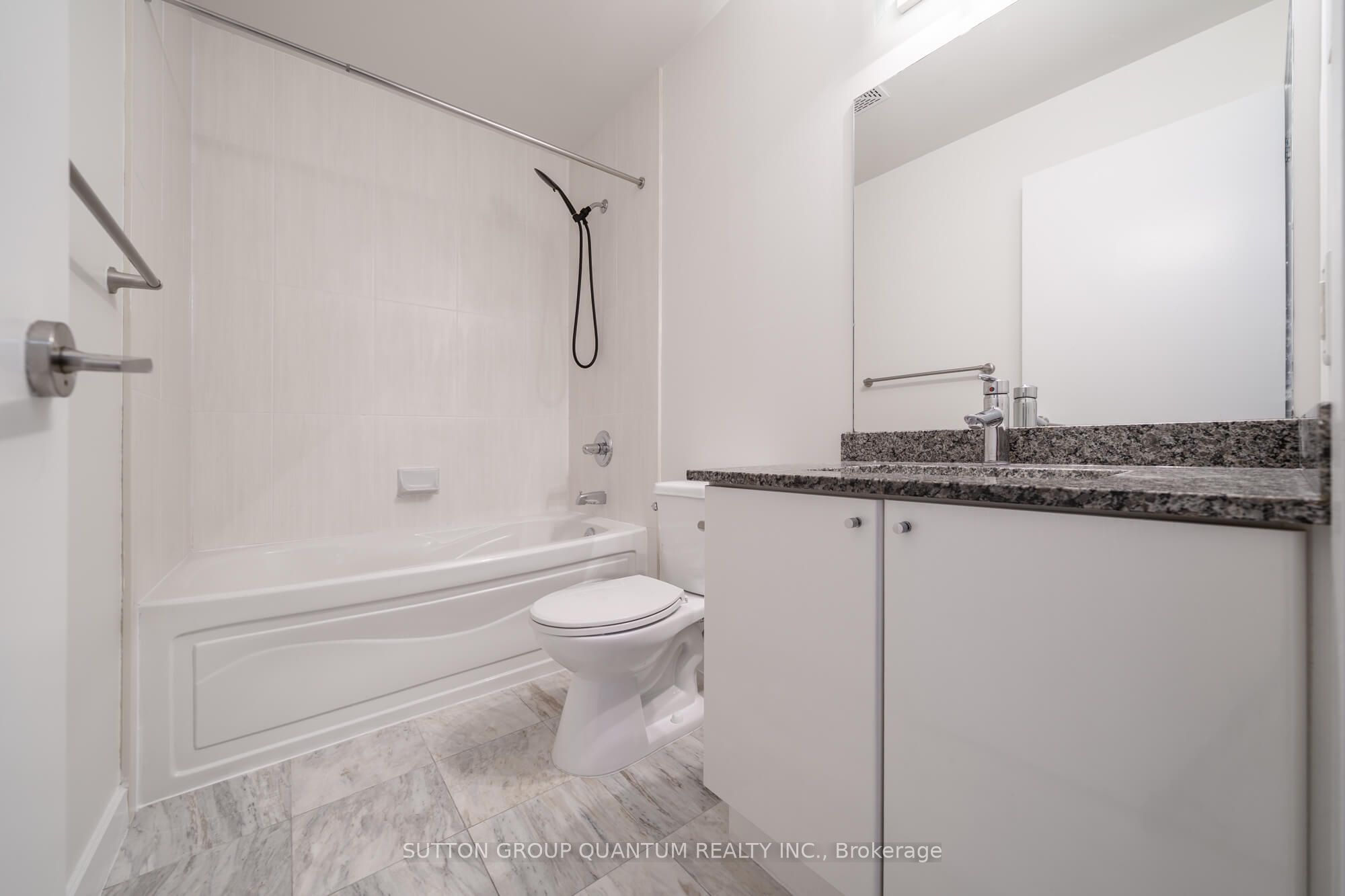 18 Harbour Street, #2901