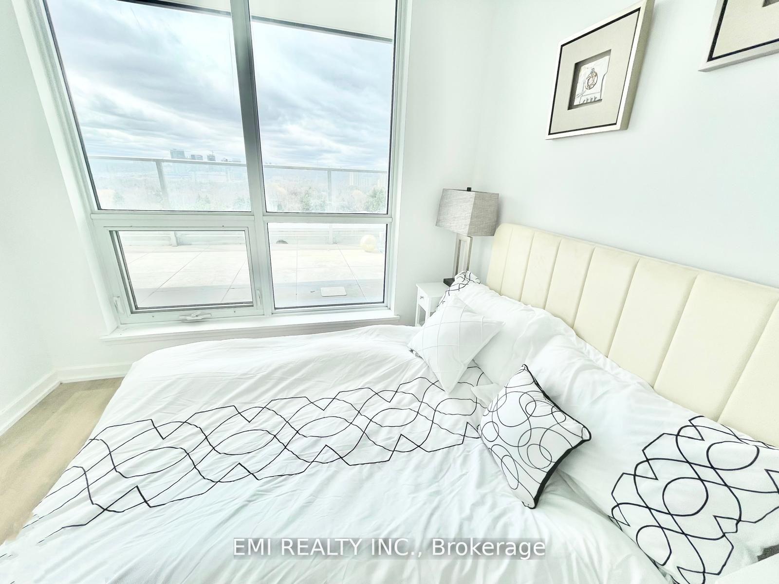 3 Bedrooms Condo at 36 Forest Manor, Toronto For sale
