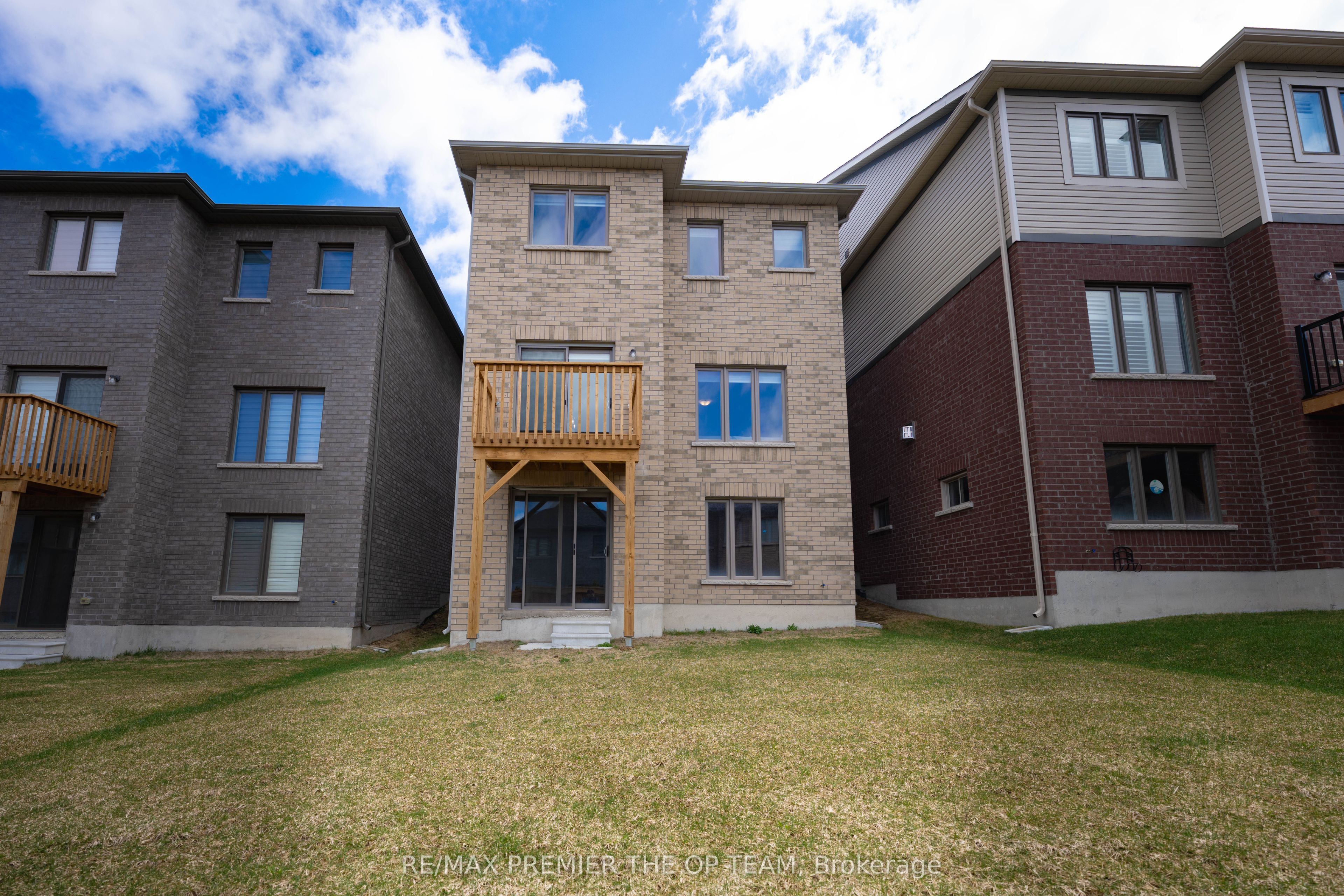 53 Janes Crescent