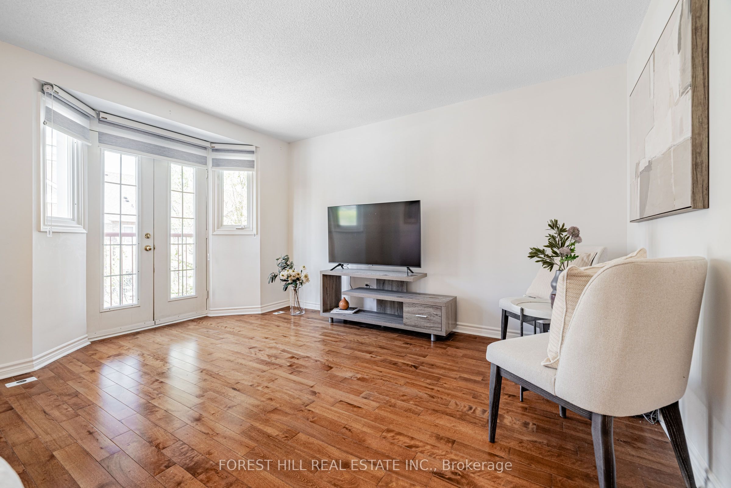 151 Townsgate Drive, #95