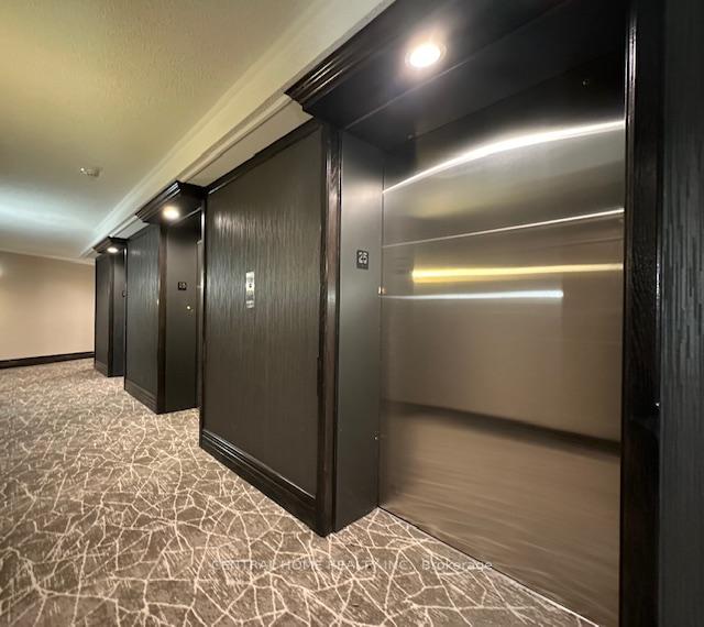 2 Bedrooms Condo at 85 Skymark,  Toronto For sale
