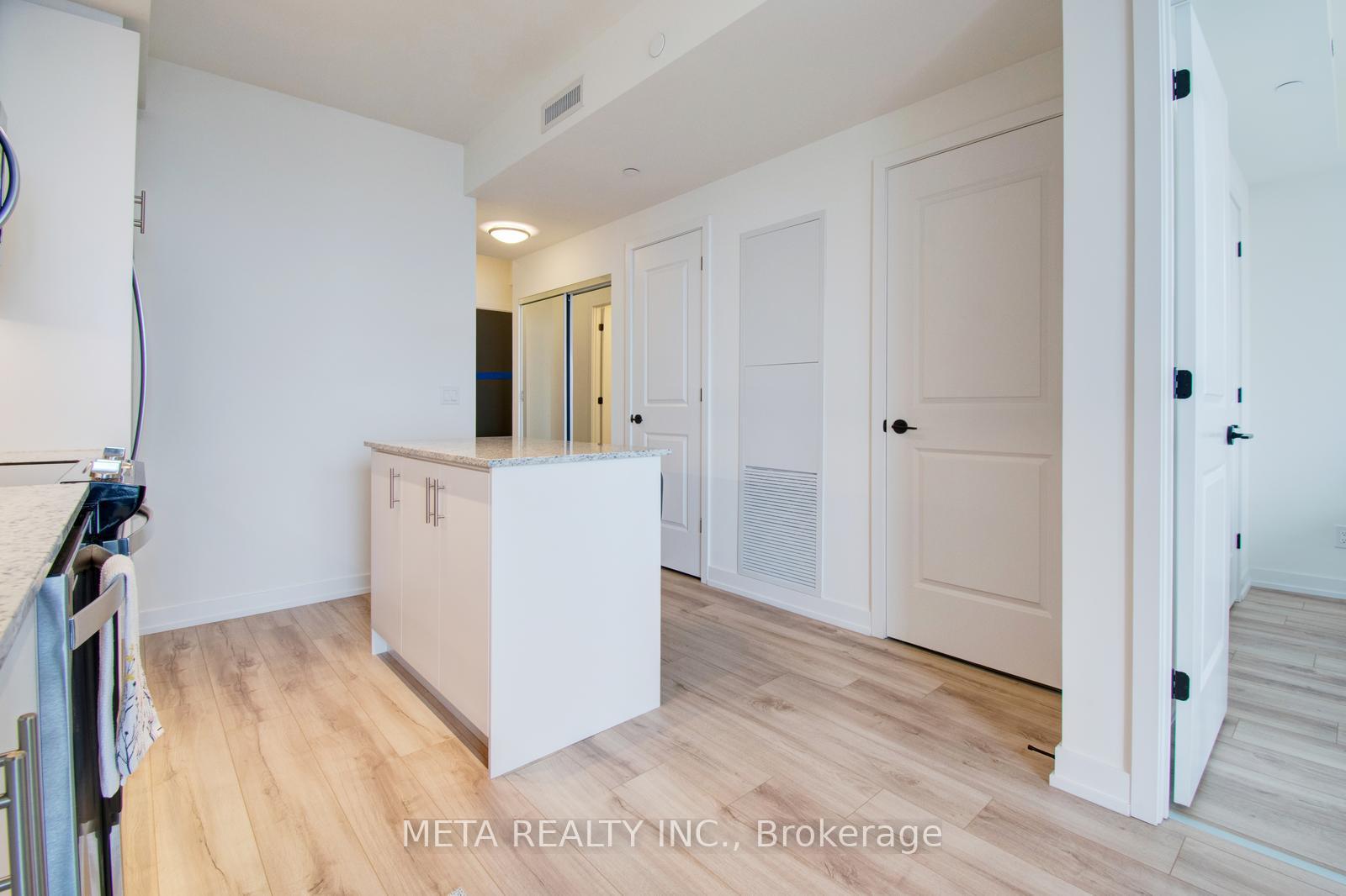 1 Bedroom Condo at 335 Wheat Boom, Oakville For sale