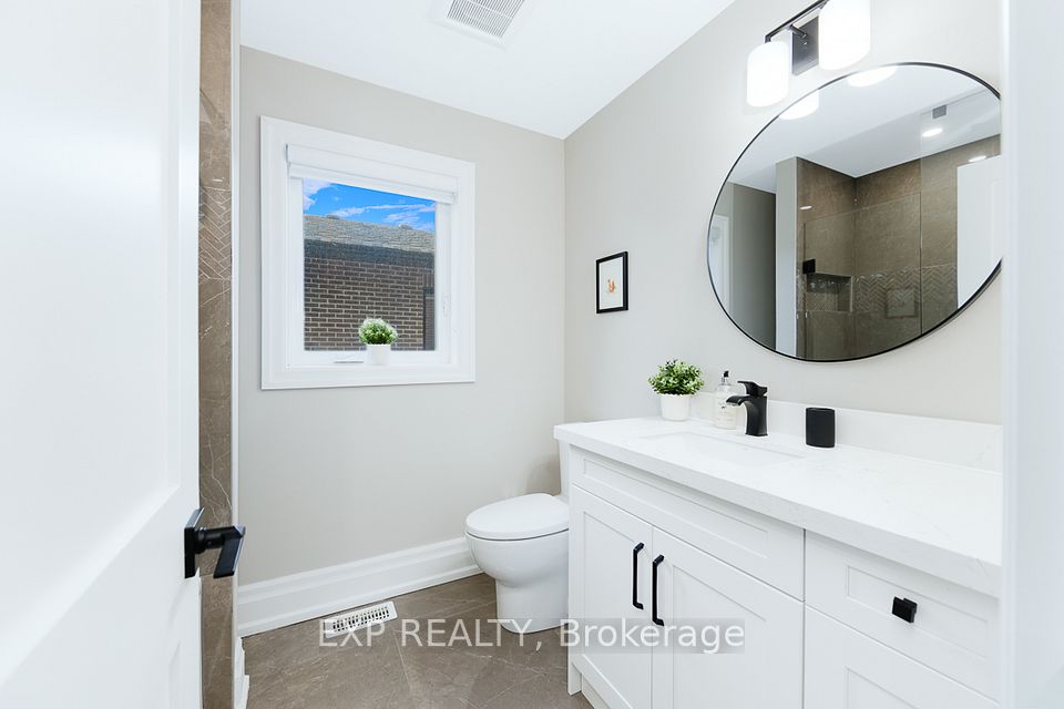Main bathroom