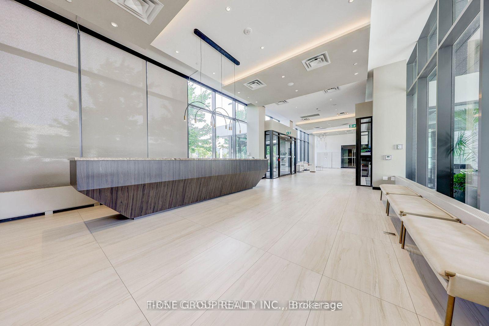 2 Bedrooms Condo at 10 Honeycrisp, Vaughan For sale