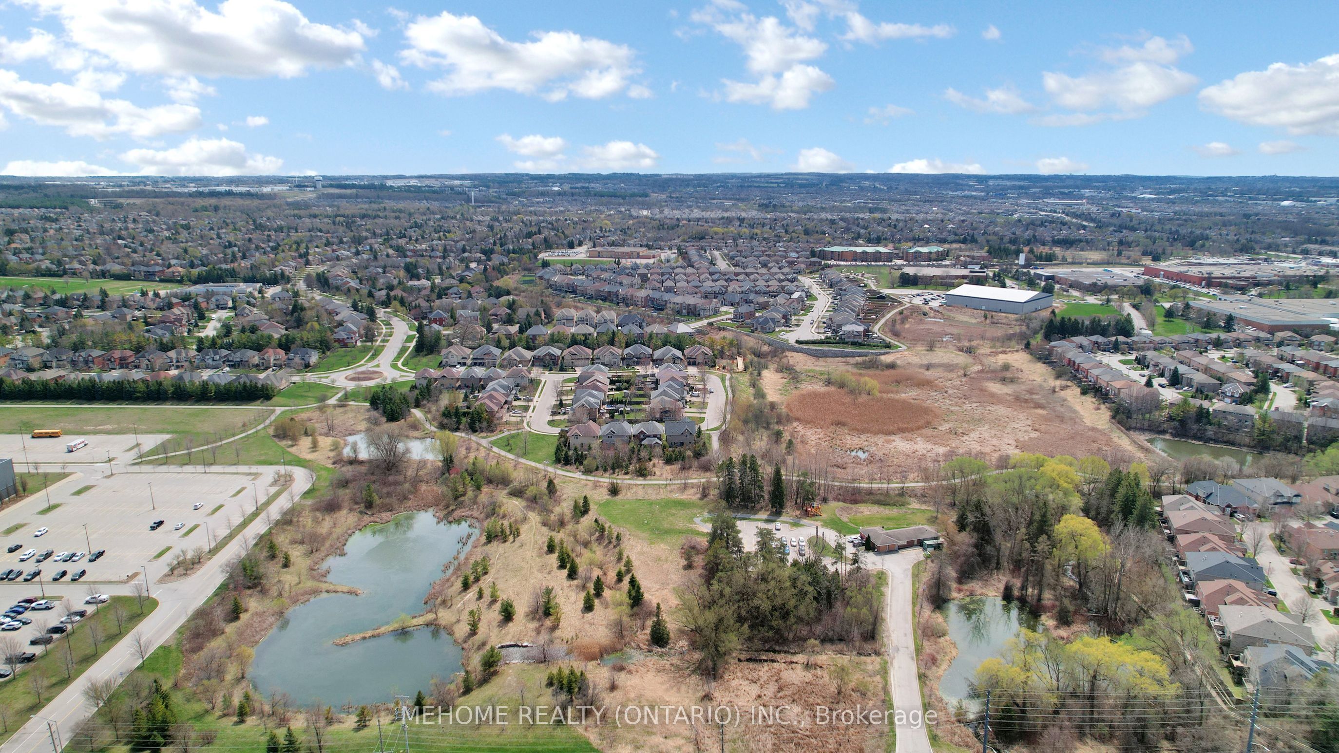 1143 Quaker Trail, Newmarket, ON L3X 3E2
